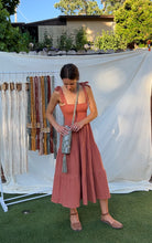 Load image into Gallery viewer, Cross-Body Bottle Tote