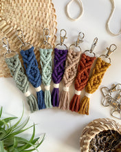 Load image into Gallery viewer, Macramé Keychain