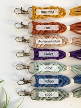 Load image into Gallery viewer, Macramé Keychain